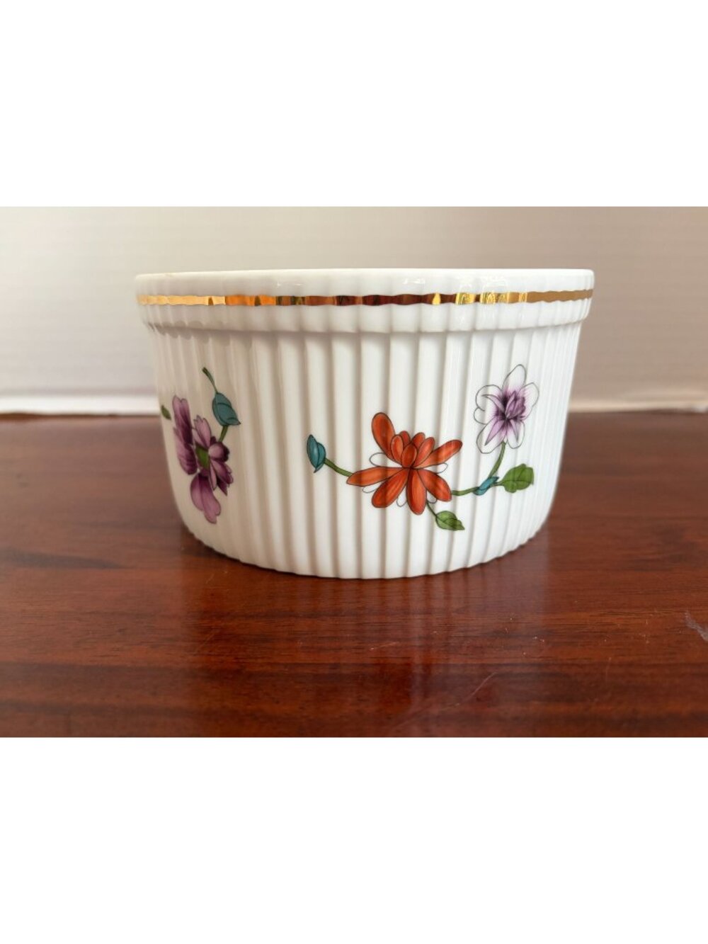 Vintage Royal Worcester Astley 6" Gold Rimmed Souffle Dish, England, 1967